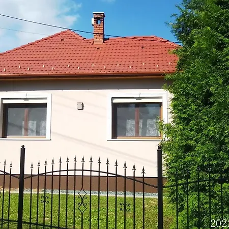 Almafas Vendeghaz Orseg Kerkakutas