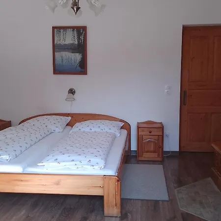 Almafas Vendeghaz Orseg